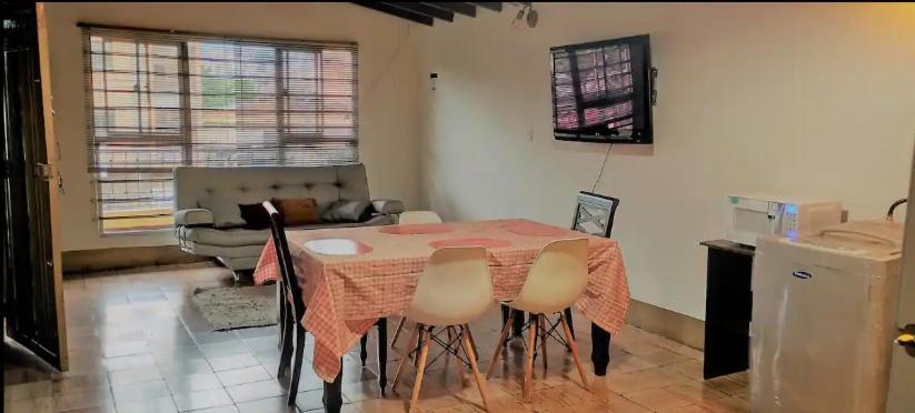 Das Haus Hotel Medellín Eksteriør billede